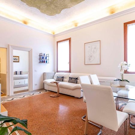 Ca' Pestrin Suite House - San Marco Square Wenecja Zewnętrze zdjęcie